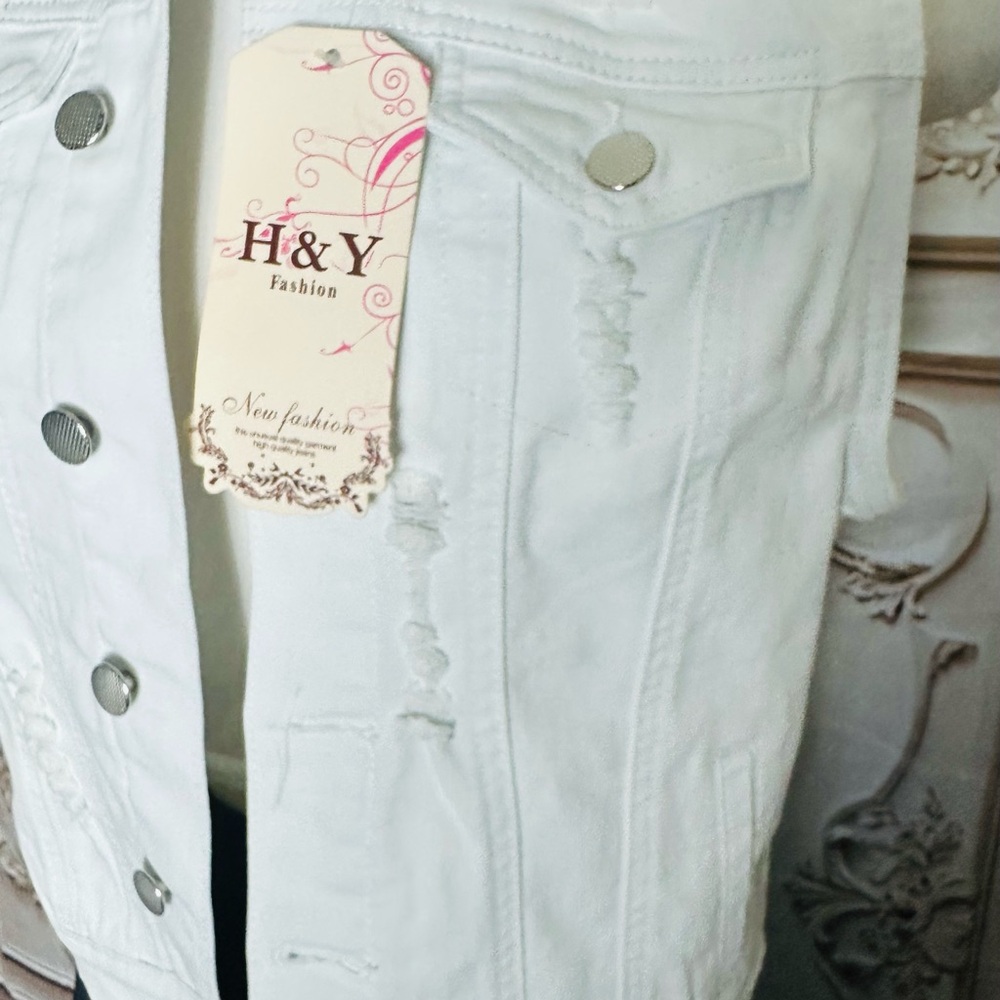 White Embroidered Heart Jean Vest - Floral Back - Picture 12 of 14
